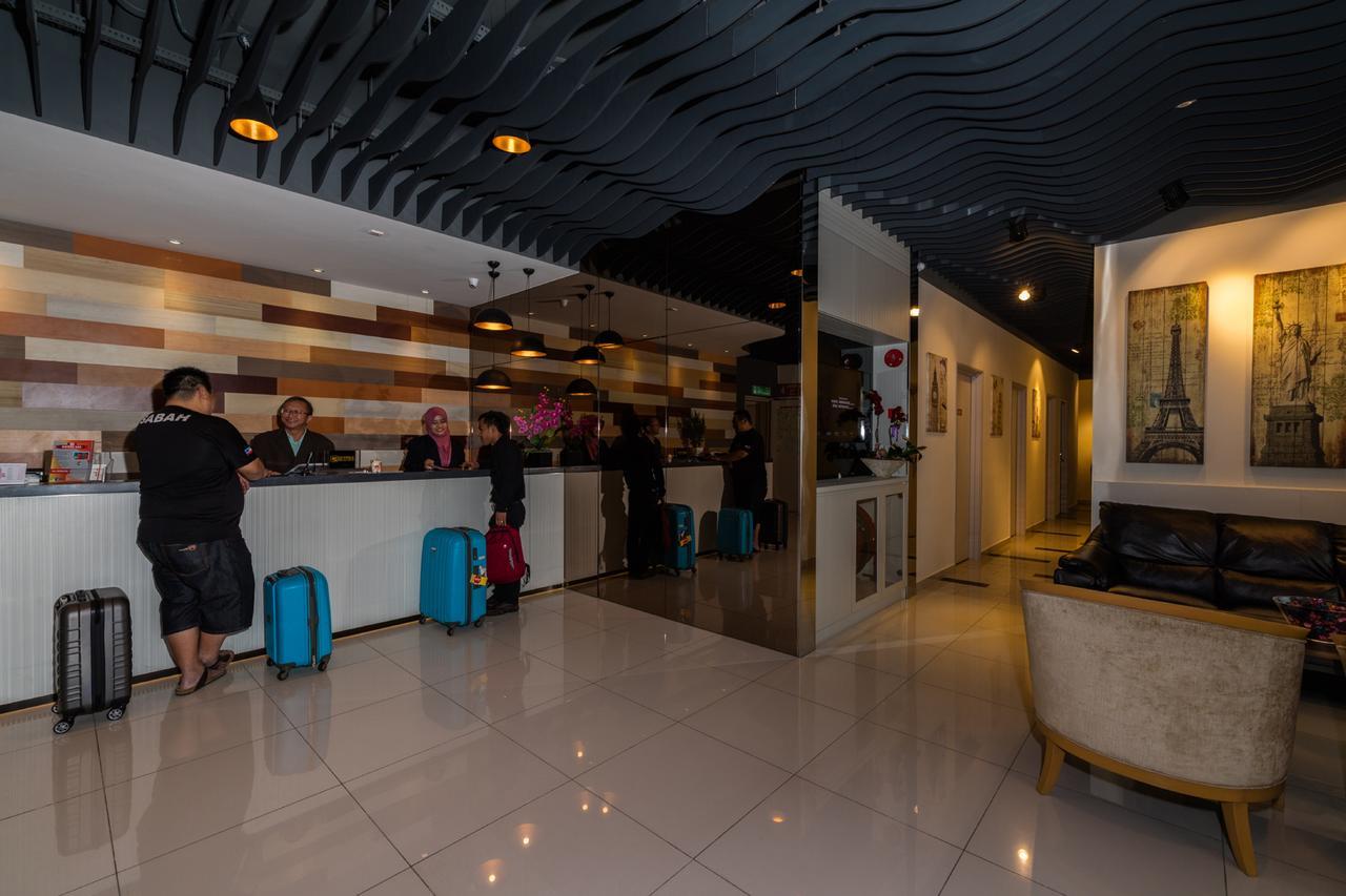Готель Uptown Subang Airport Шах-Алам Екстер'єр фото